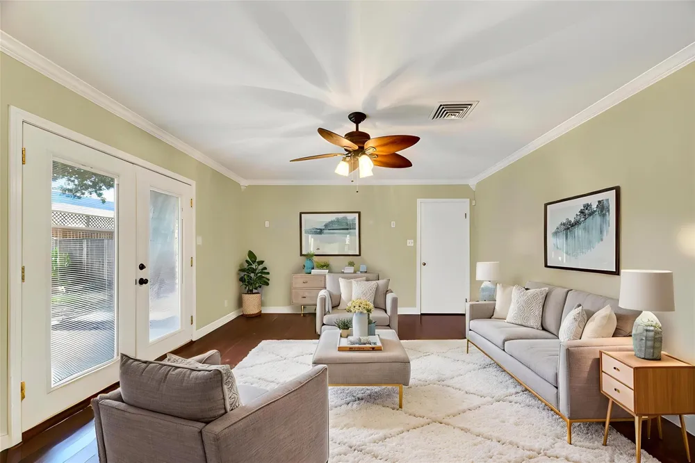 5411 Spellman Road Houston, TX 77096