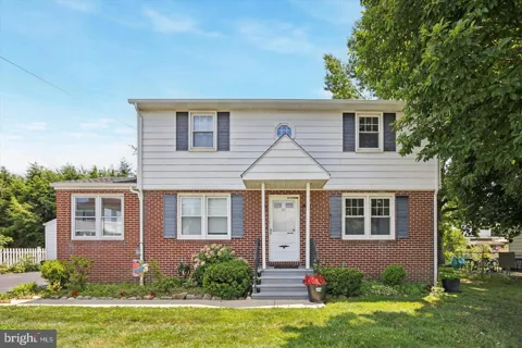 63 ELDRIDGE AVENUE #1