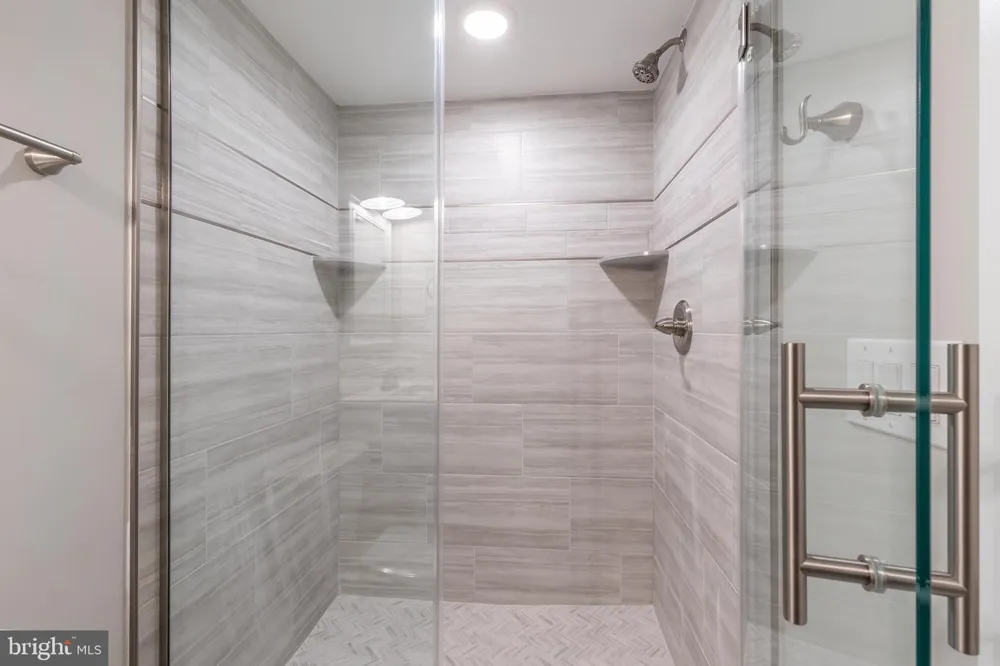 143 W HUNTINGDON STREET #1 Philadelphia, PA 19133
