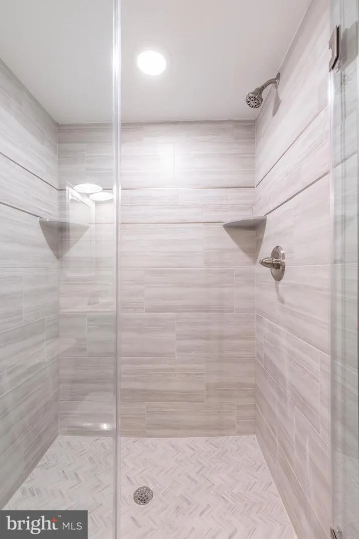143 W HUNTINGDON STREET #1 Philadelphia, PA 19133