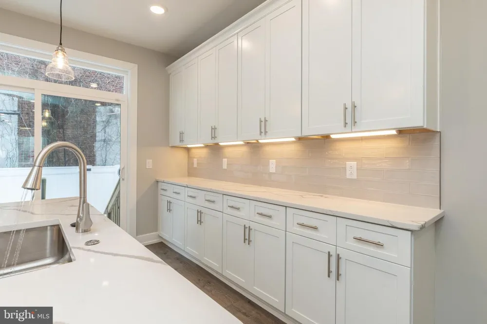 143 W HUNTINGDON STREET #1 Philadelphia, PA 19133