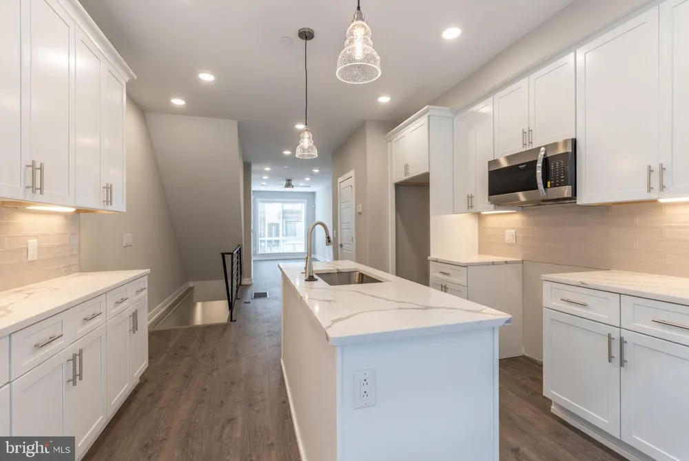 143 W HUNTINGDON STREET #1 Philadelphia, PA 19133