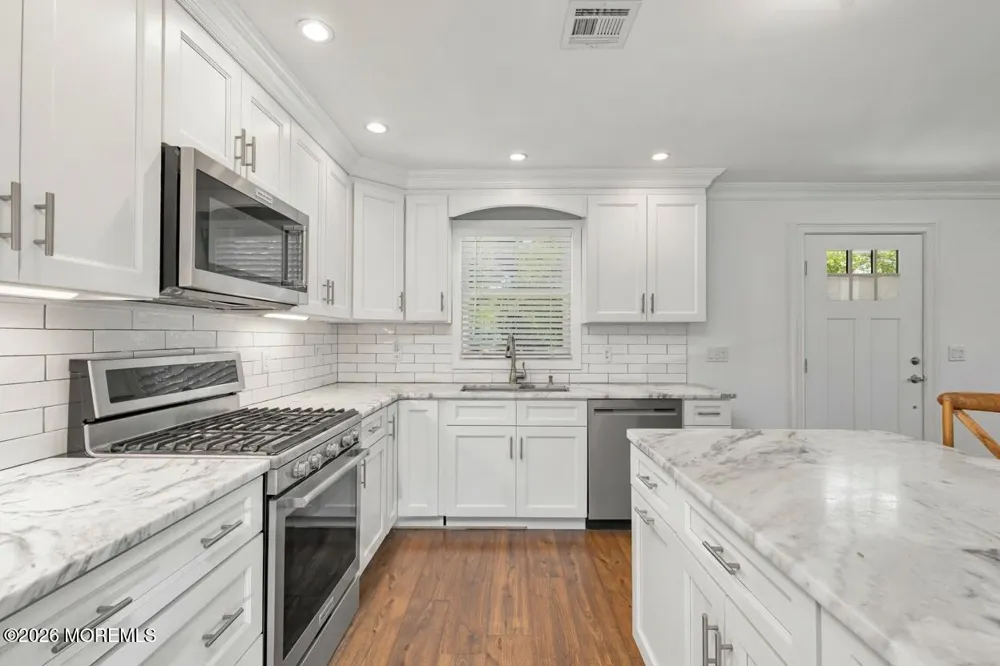 11 Leighton Avenue Red Bank, NJ 07701