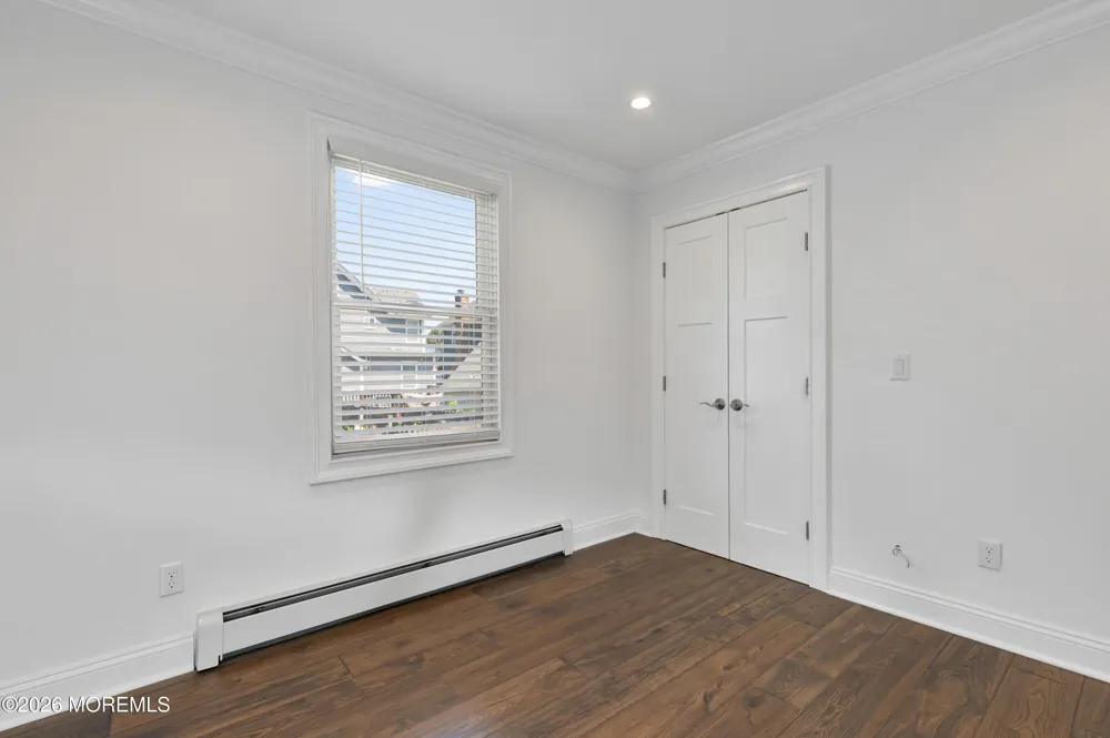 11 Leighton Avenue Red Bank, NJ 07701