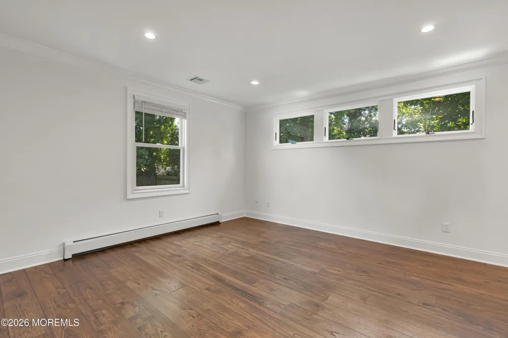 11 Leighton Avenue Red Bank, NJ 07701