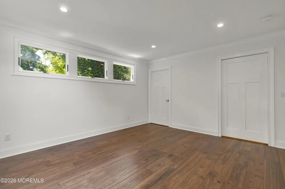 11 Leighton Avenue Red Bank, NJ 07701