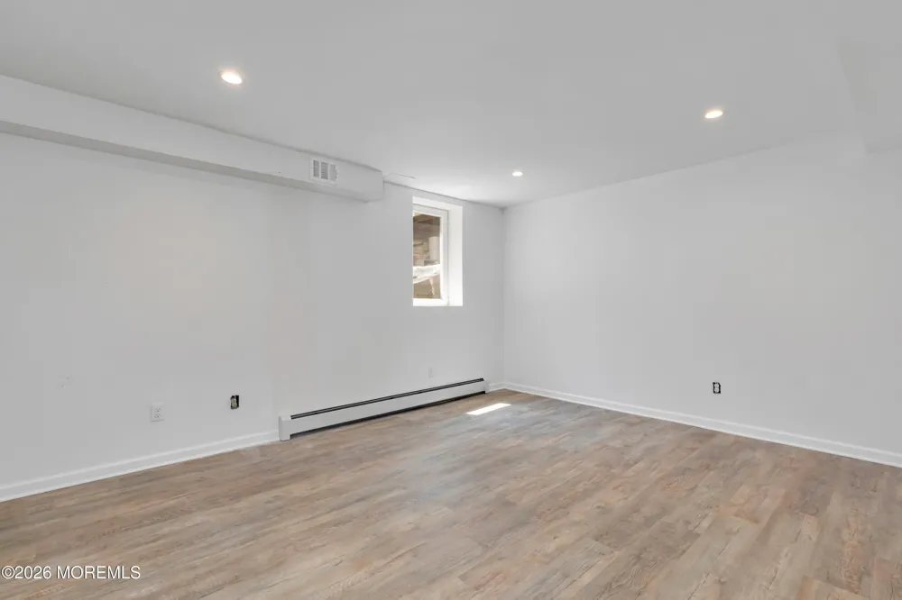 11 Leighton Avenue Red Bank, NJ 07701