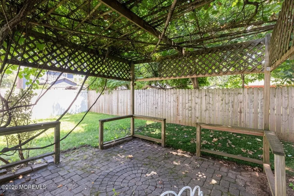 11 Leighton Avenue Red Bank, NJ 07701