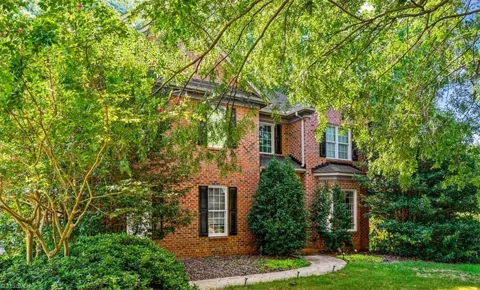 4 Windsor Castle Court