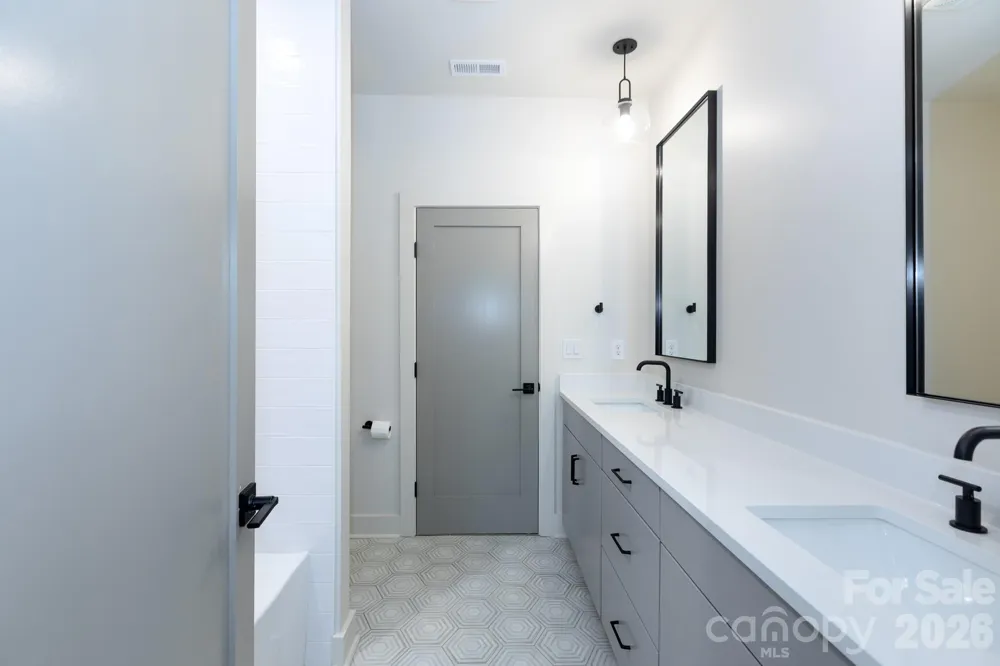 1602 Herrin Avenue Charlotte, NC 28205