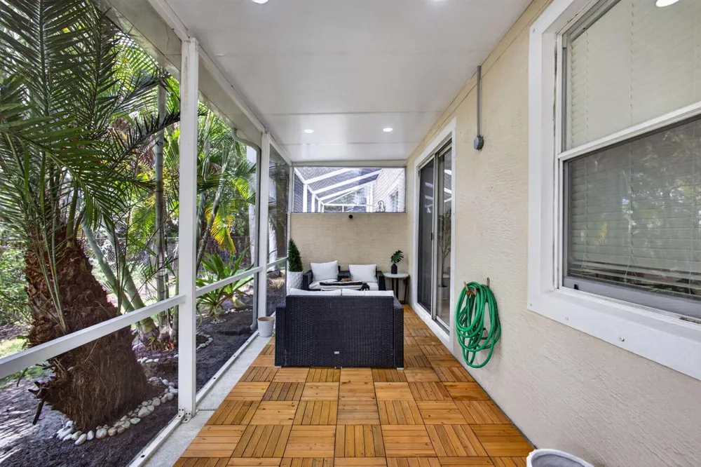 9181 VILLA PALMA LANE Palm Beach Gardens, FL 33418