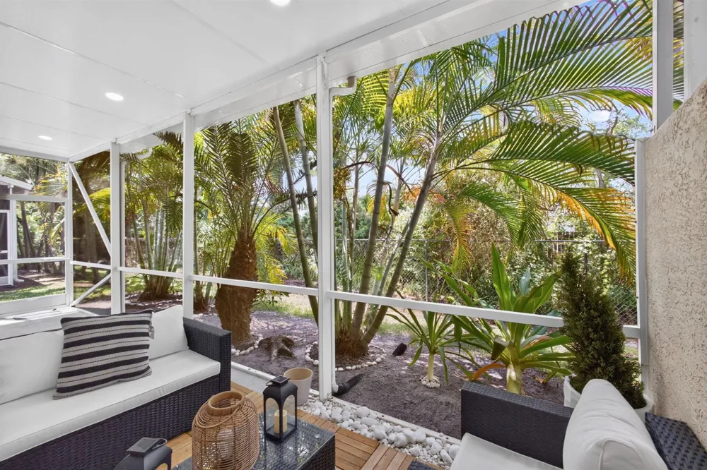 9181 VILLA PALMA LANE Palm Beach Gardens, FL 33418
