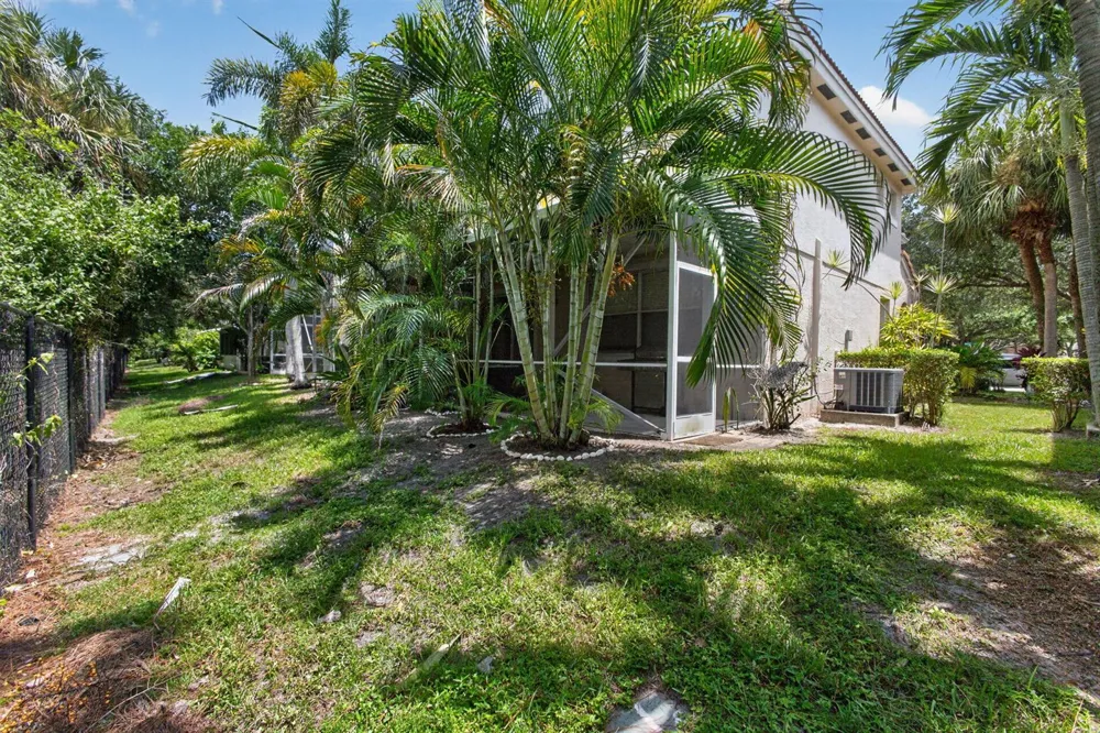 9181 VILLA PALMA LANE Palm Beach Gardens, FL 33418