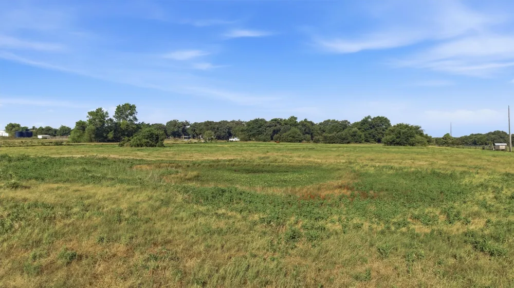 1614 W Line Road Whitesboro, TX 76273