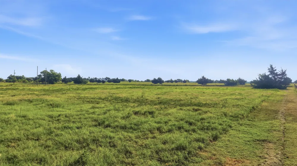 1614 W Line Road Whitesboro, TX 76273