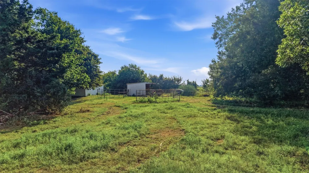 1614 W Line Road Whitesboro, TX 76273