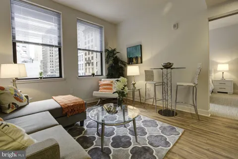 42 S 15TH STREET #0610