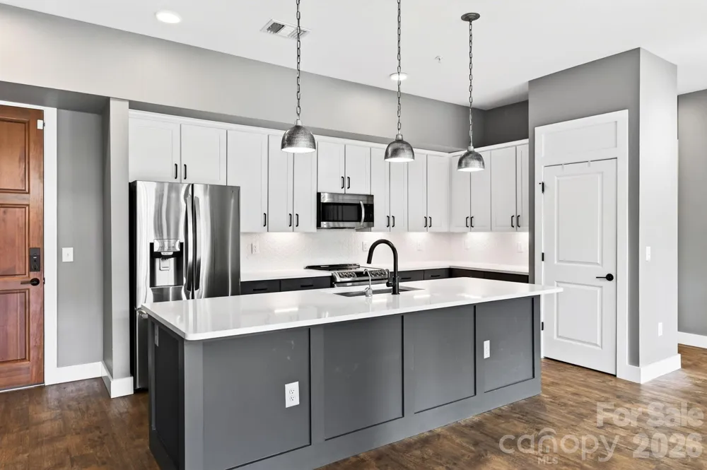 55 S Market Street #404 Asheville, NC 28801