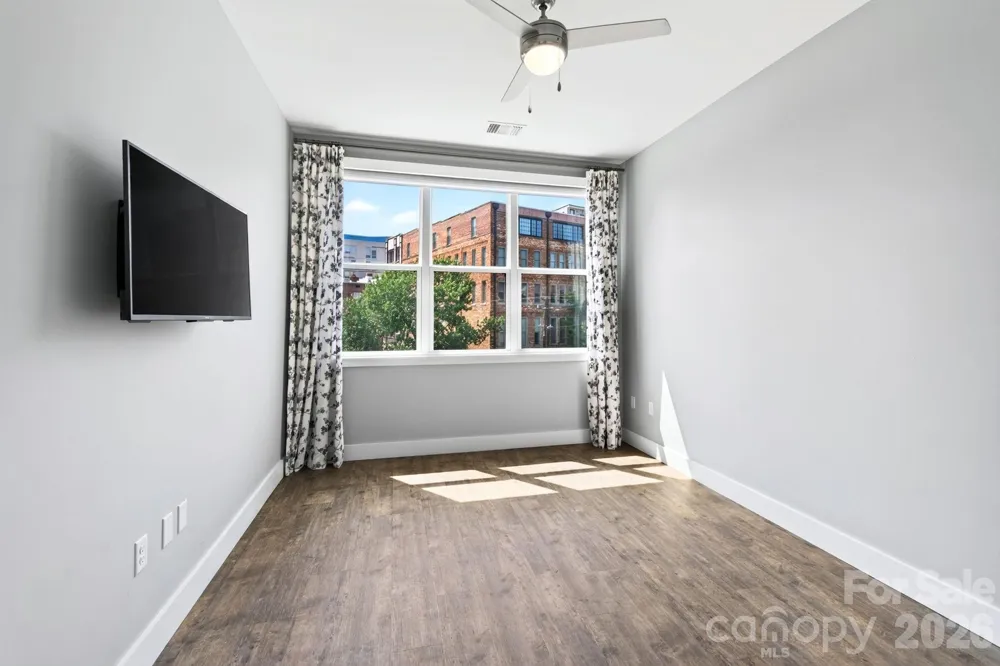 55 S Market Street #404 Asheville, NC 28801