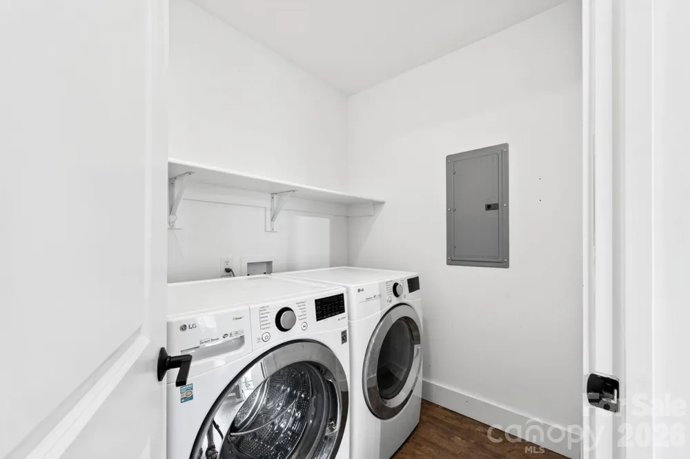 55 S Market Street #404 Asheville, NC 28801