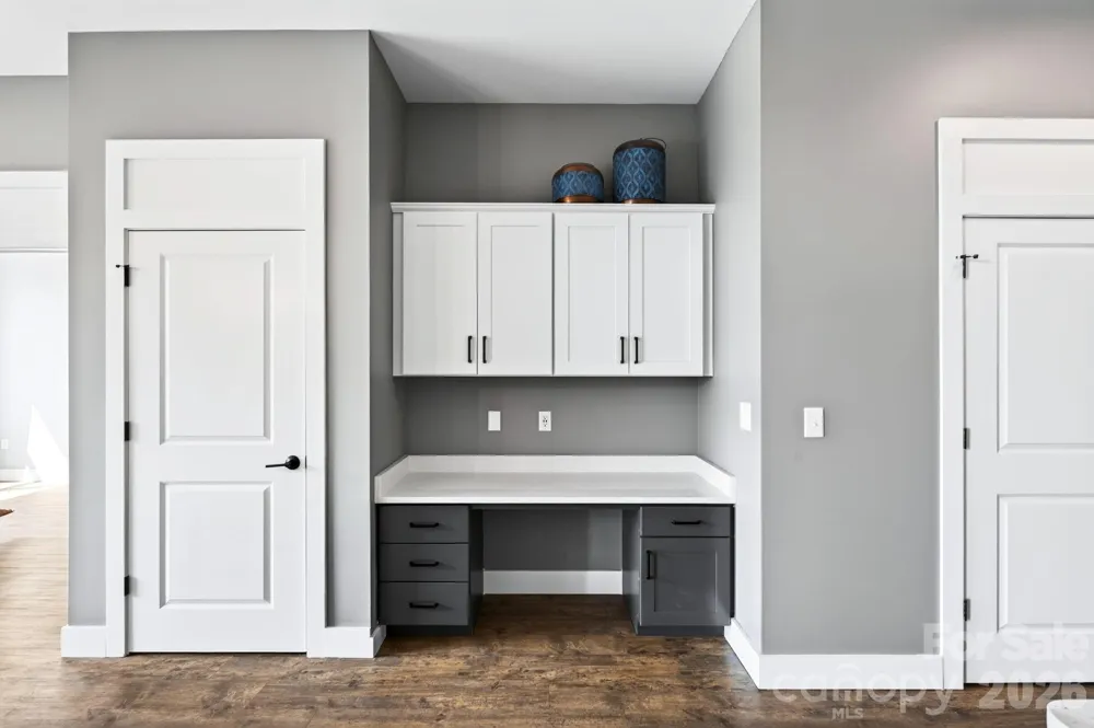 55 S Market Street #404 Asheville, NC 28801