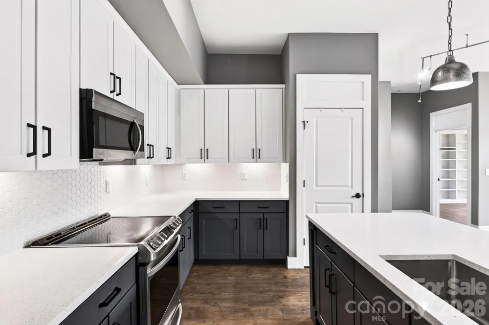 55 S Market Street #404 Asheville, NC 28801