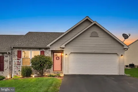 2041 WEEPING WILLOW LANE