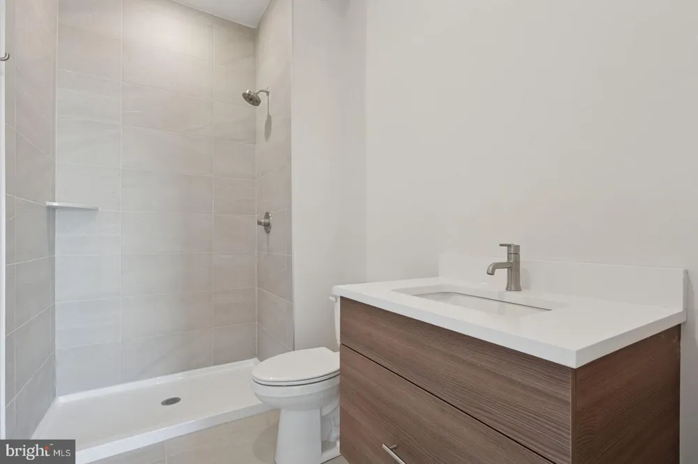 130 W GIRARD AVENUE #308 Philadelphia, PA 19123