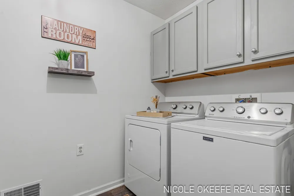 1610 Misty Ridge SW Byron Center, MI 49315