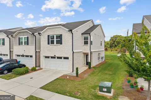 1752 Villageside CT