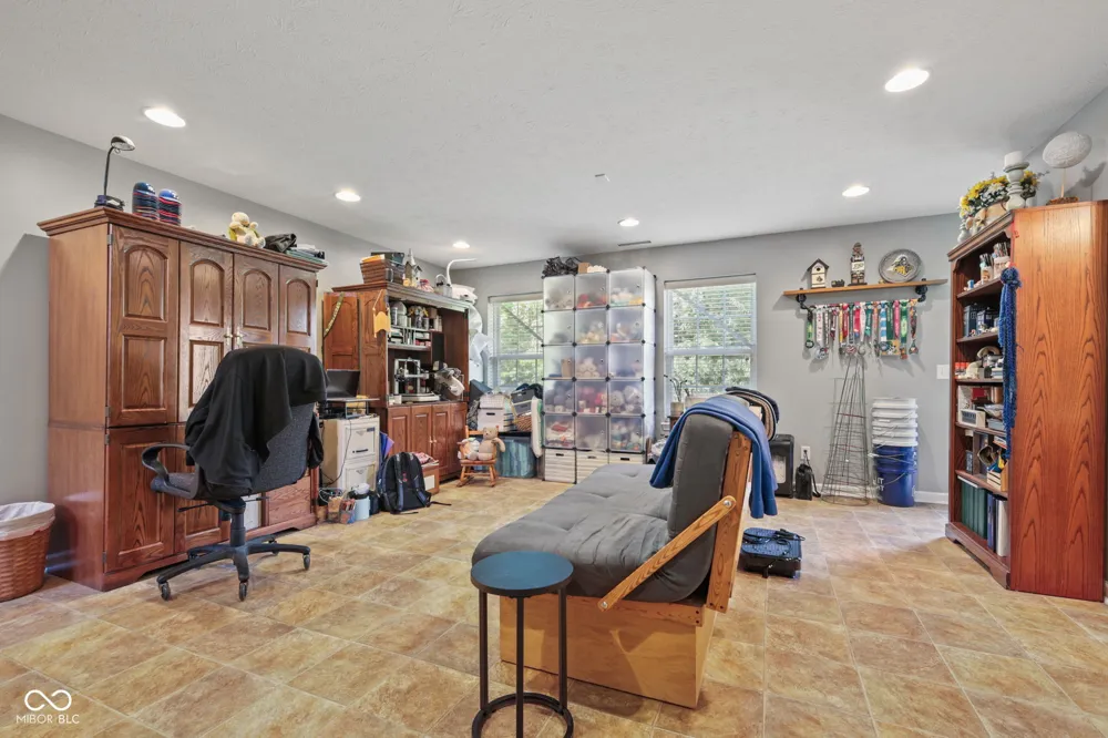 9032 Rider Drive Fishers, IN 46038