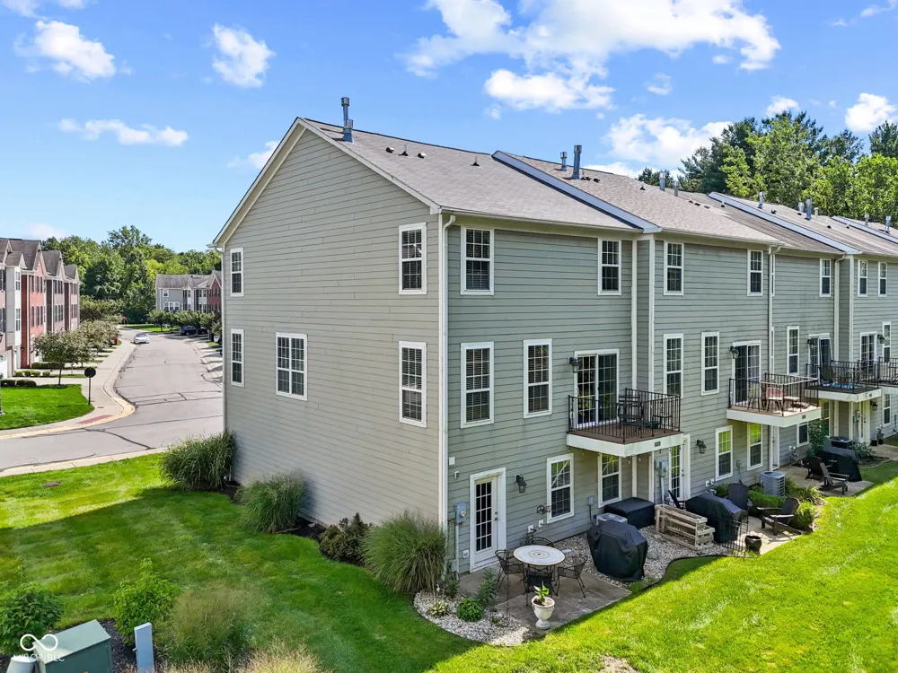 9032 Rider Drive Fishers, IN 46038