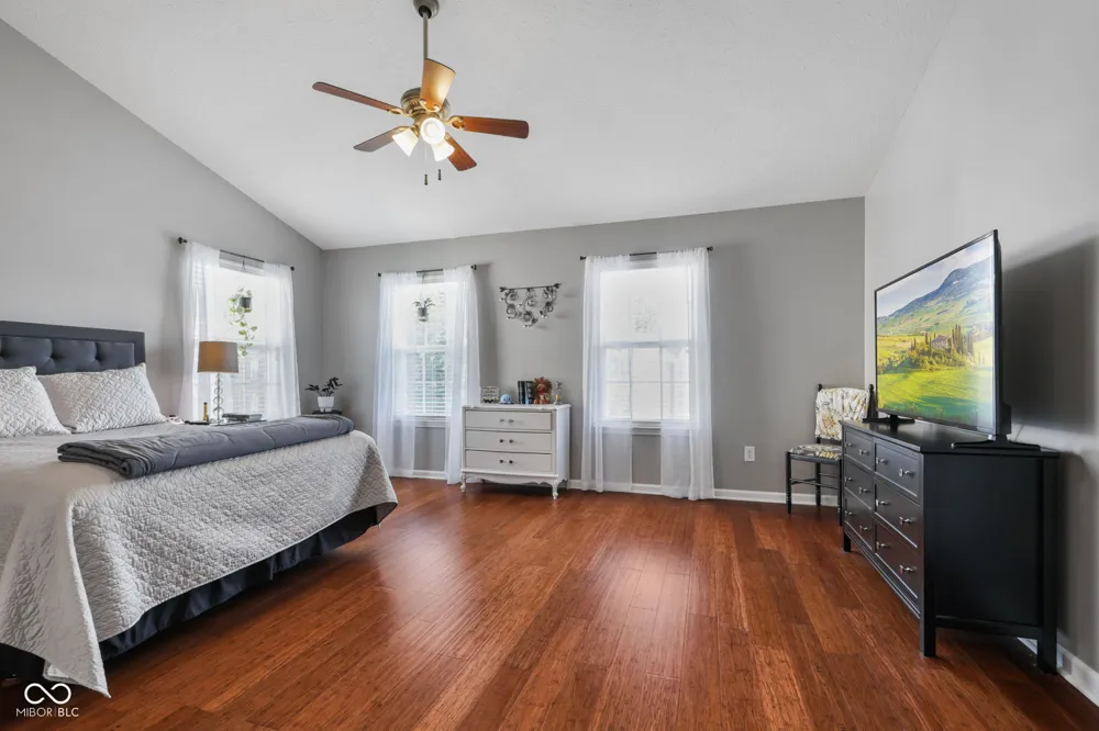 9032 Rider Drive Fishers, IN 46038