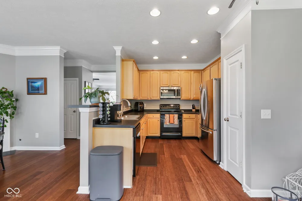 9032 Rider Drive Fishers, IN 46038
