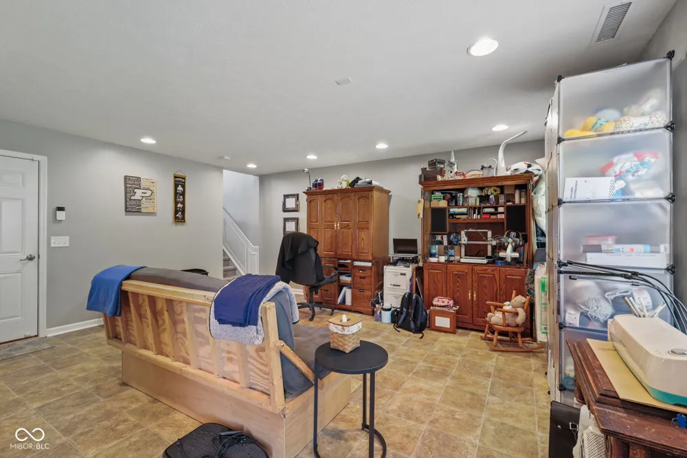 9032 Rider Drive Fishers, IN 46038