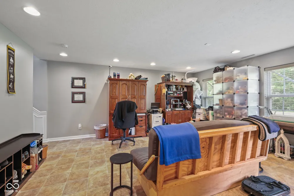 9032 Rider Drive Fishers, IN 46038
