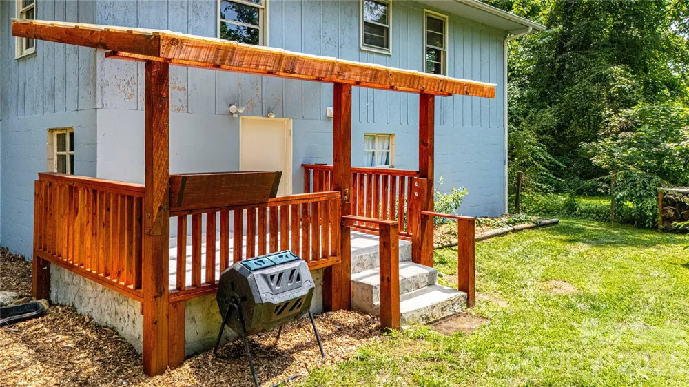 875 Mills Gap Road Fletcher, NC 28732