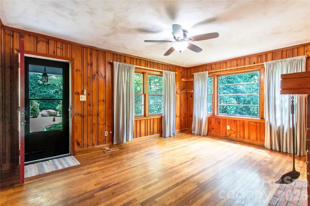 875 Mills Gap Road Fletcher, NC 28732