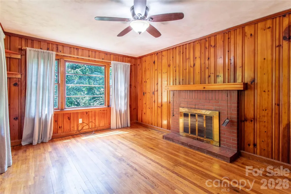 875 Mills Gap Road Fletcher, NC 28732