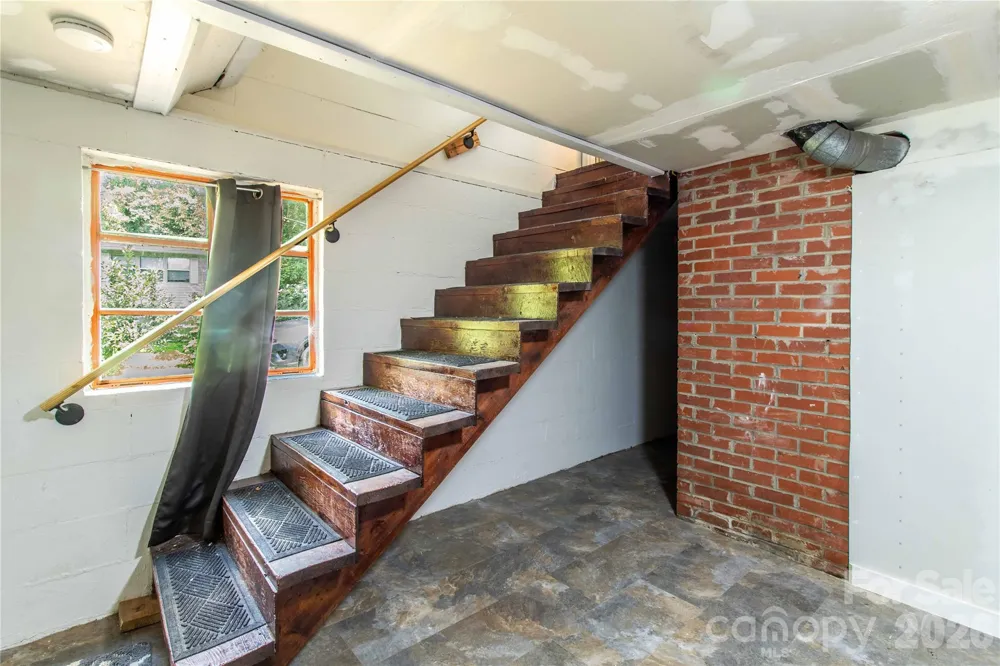 875 Mills Gap Road Fletcher, NC 28732