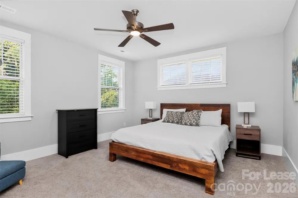 5222 Kelly Street Charlotte, NC 28205