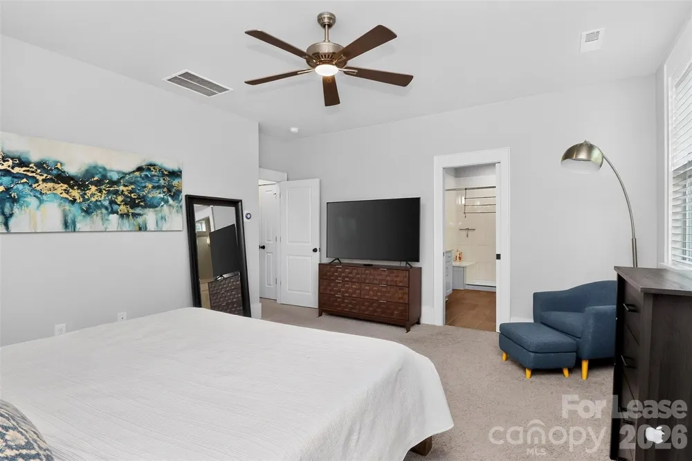 5222 Kelly Street Charlotte, NC 28205