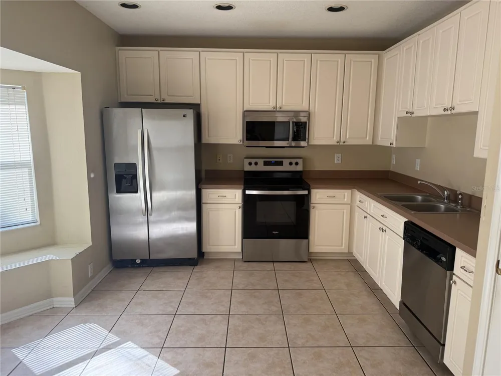 6509 BRIDGECREST DRIVE Lithia, FL 33547