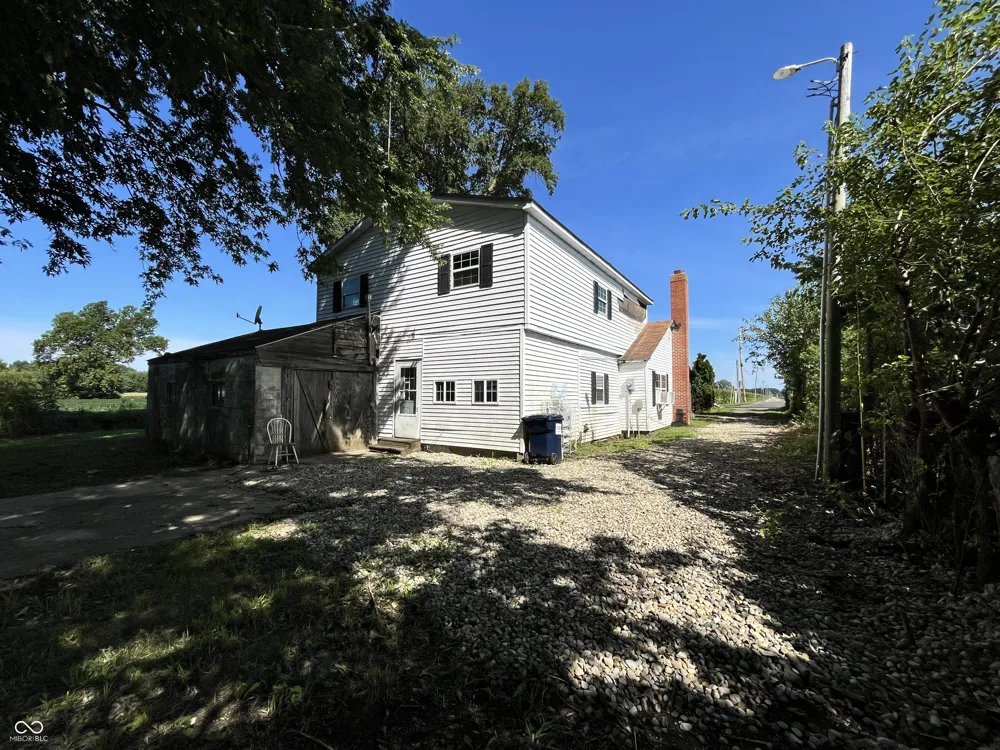 5243 E 1100 Pendleton, IN 46064