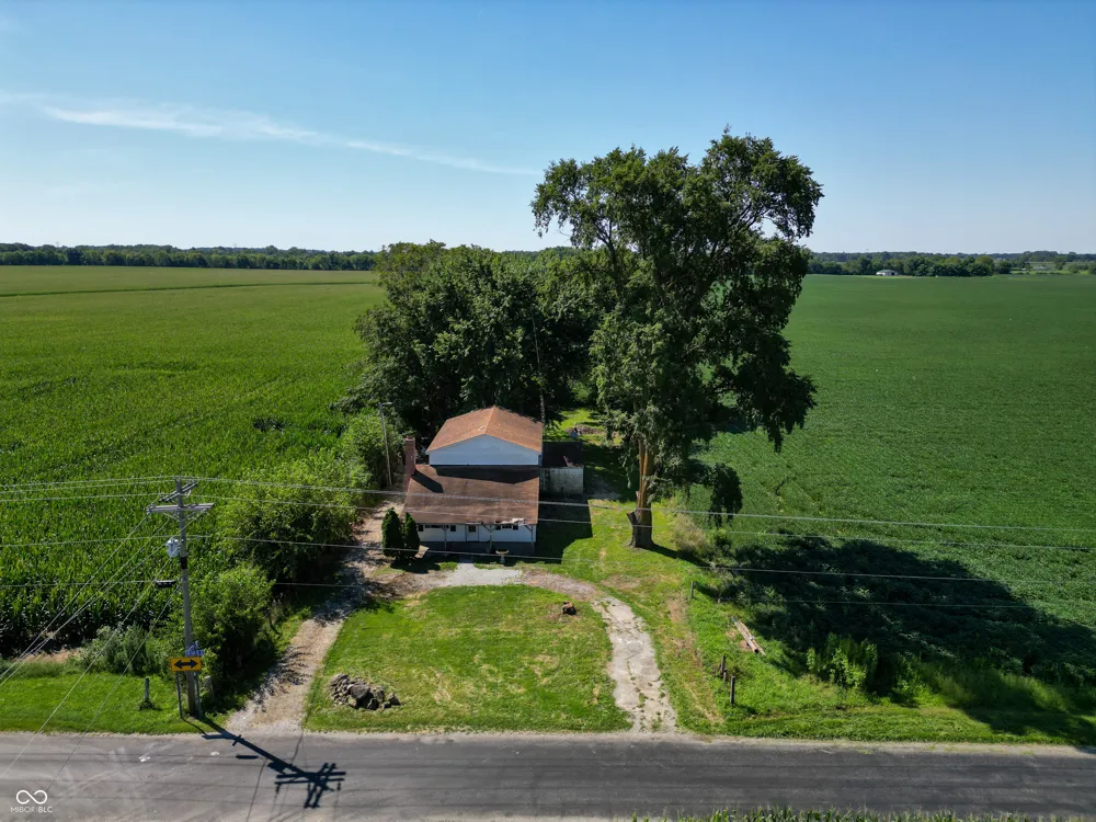 5243 E 1100 Pendleton, IN 46064