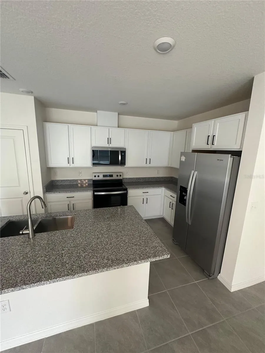 355 SEQUOIA DRIVE Lake Wales, FL 33859