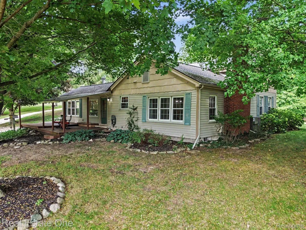 1275 Rosell Road Rose Township, MI 48442