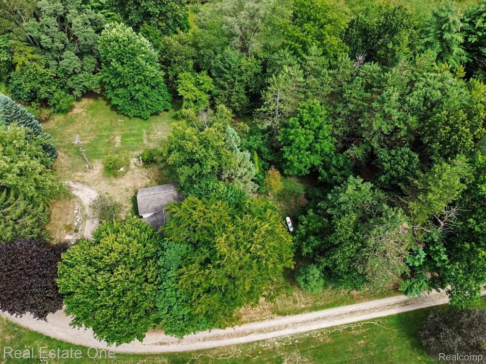 1275 Rosell Road Rose Township, MI 48442