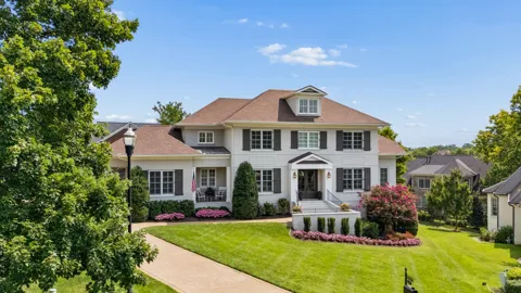 9 Winged Foot Pl