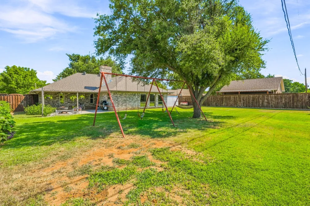 136 Chaparral Drive Graham, TX 76450